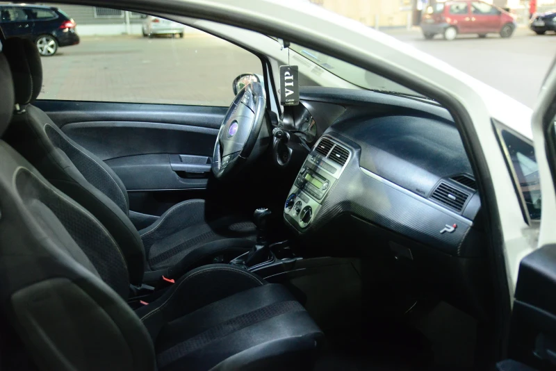 Fiat Punto, снимка 7 - Автомобили и джипове - 52007548