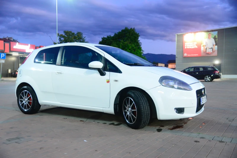 Fiat Punto, снимка 5 - Автомобили и джипове - 52007548