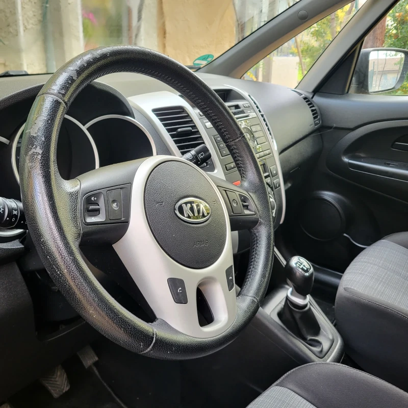 Kia Venga, снимка 5 - Автомобили и джипове - 52429797