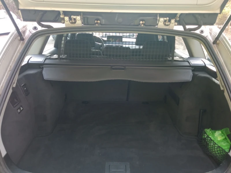 BMW 320 320i, снимка 4 - Автомобили и джипове - 52430981