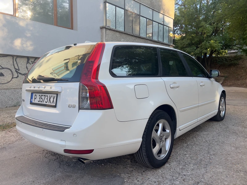 Volvo V50 D3, 150к.с., 6 speed automatic, снимка 4 - Автомобили и джипове - 52566258