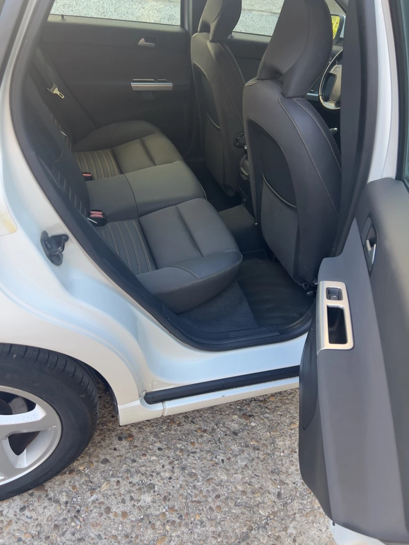 Volvo V50 D3, 150к.с., 6 speed automatic, снимка 12 - Автомобили и джипове - 52566258