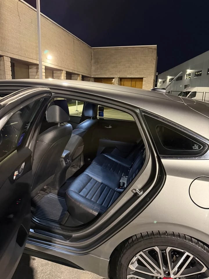 Kia Forte * * 5GT* * CARFAX* * АВТОКРЕДИТ* * , снимка 10 - Автомобили и джипове - 52839543