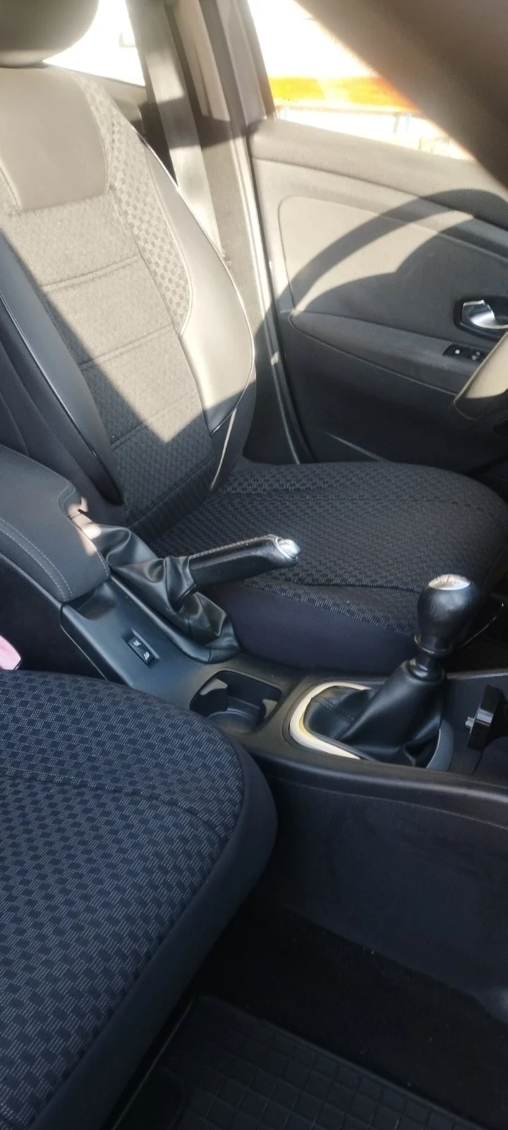 Renault Megane, снимка 5 - Автомобили и джипове - 54475421
