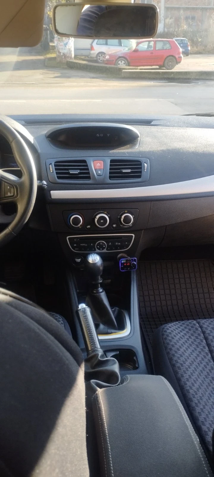 Renault Megane, снимка 8 - Автомобили и джипове - 54475421