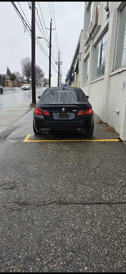 BMW M5 * АВТОКРЕДИТ БЕЗ ПЪРВОНАЧАЛНА ВНОСКА* , снимка 11 - Автомобили и джипове - 54902917
