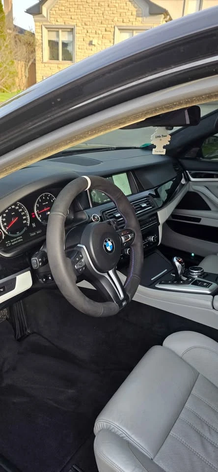 BMW M5 * АВТОКРЕДИТ БЕЗ ПЪРВОНАЧАЛНА ВНОСКА* , снимка 8 - Автомобили и джипове - 54902917