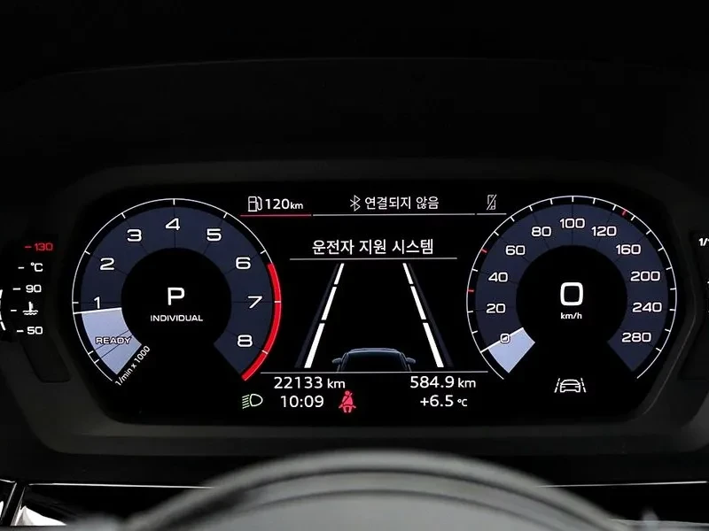 Audi A3 (8Y) 40 Tfsi, снимка 9 - Автомобили и джипове - 54989605