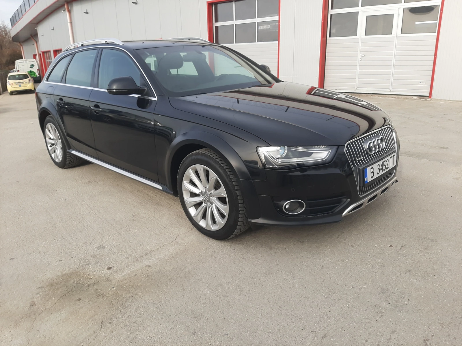 Audi A4 Allroad 2.0TDI AUTOMATIC  - изображение 4