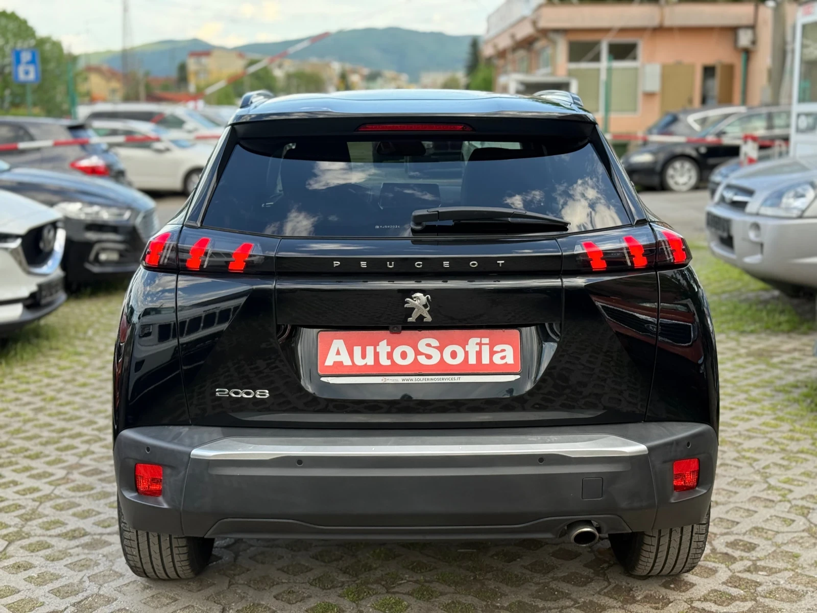 Peugeot 2008 1.5BlueHDI-131К.С/ i-COCKPIT 3D / BUSSINES PREMIUM - изображение 5
