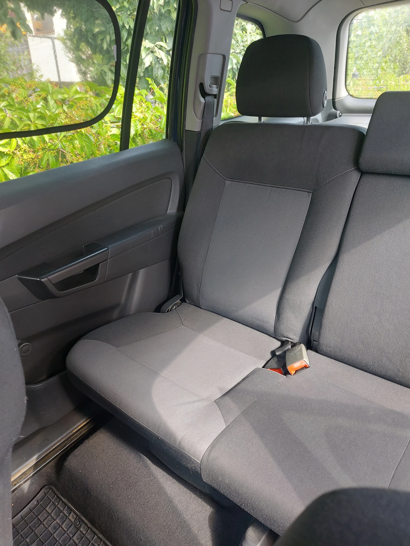 Opel Zafira  - изображение 8
