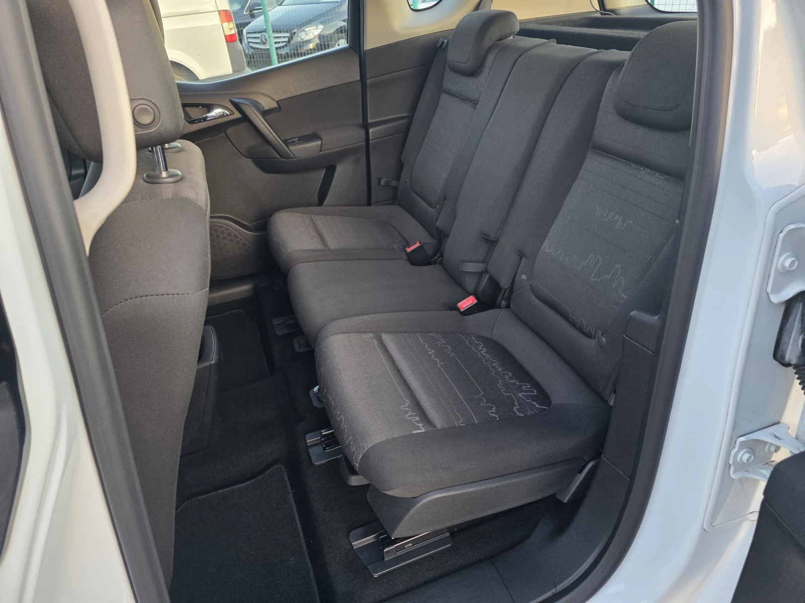 Opel Meriva 1.6 D 110k.c  - изображение 10