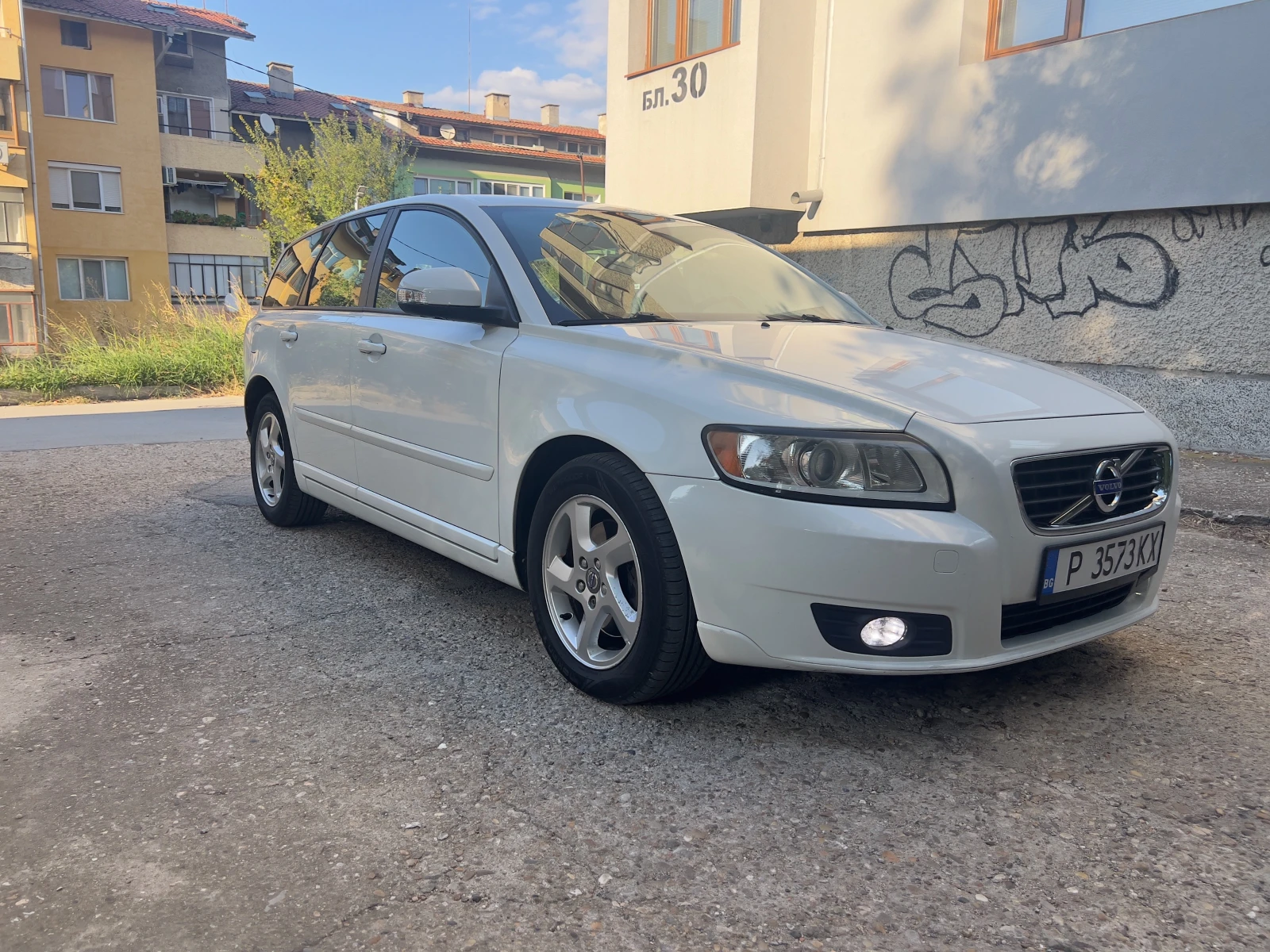 Volvo V50 D3, 150к.с., 6 speed automatic - изображение 3