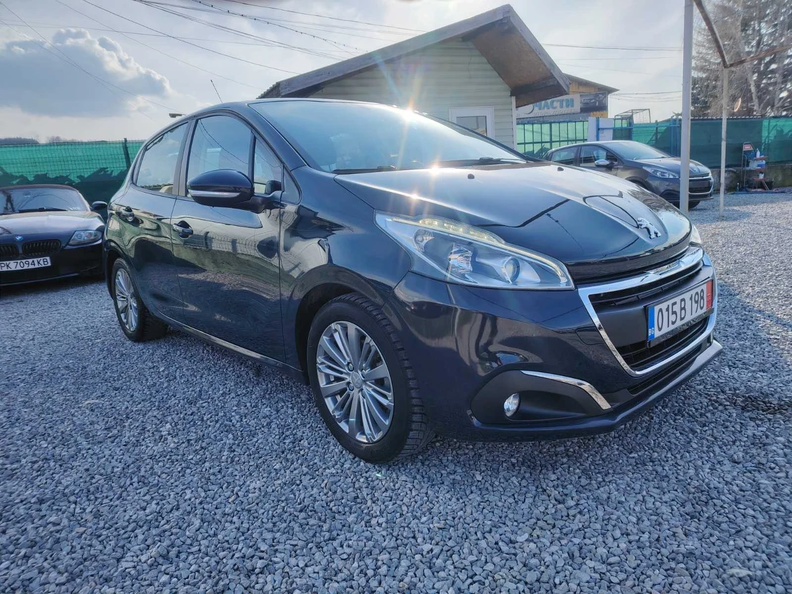 Peugeot 208 Gaz-Benzin, снимка 7 - Автомобили и джипове - 53757267