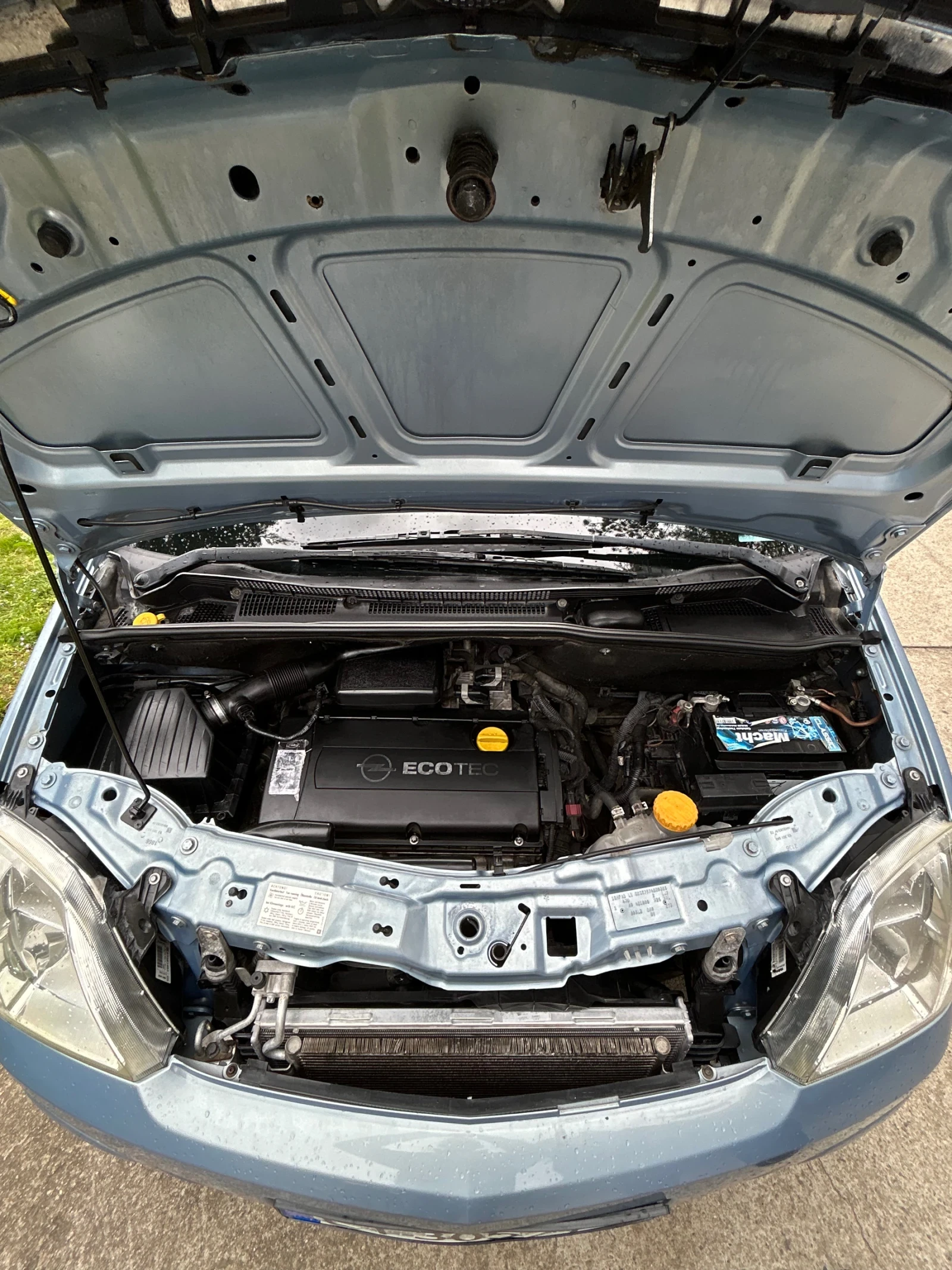 Opel Meriva 1.6, снимка 13 - Автомобили и джипове - 54007210