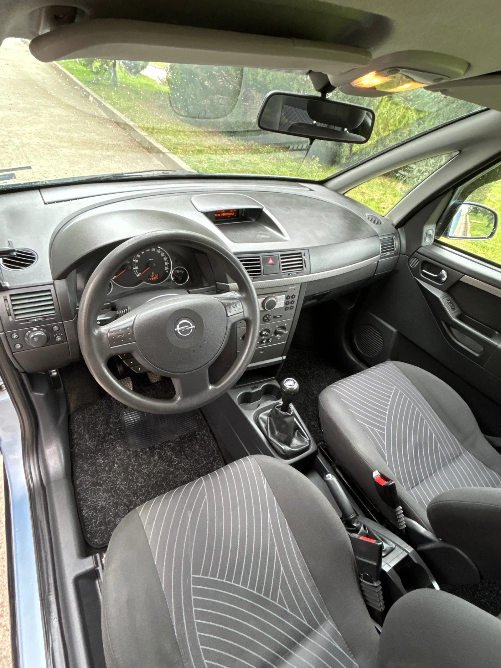 Opel Meriva 1.6, снимка 6 - Автомобили и джипове - 54007210