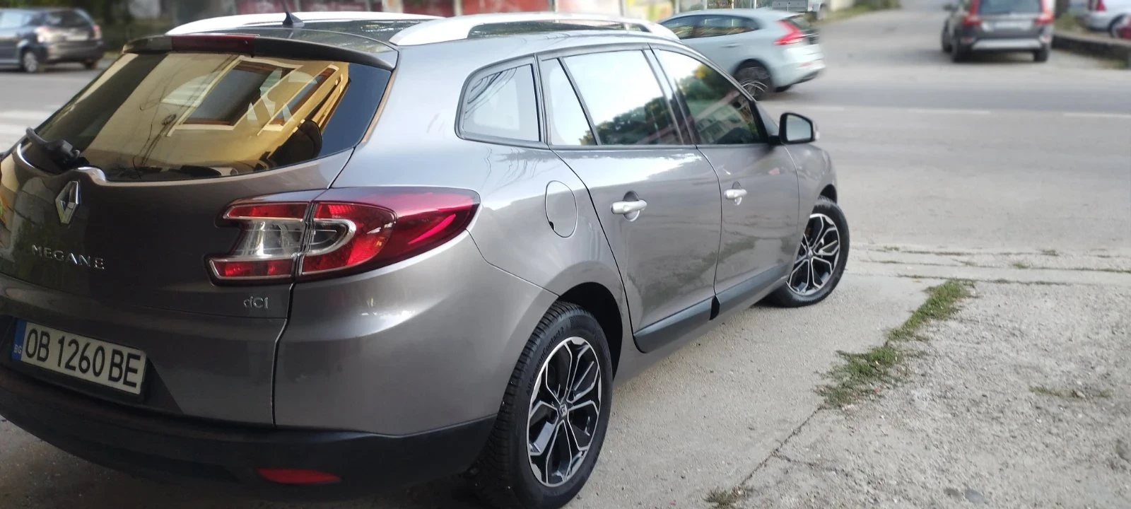 Renault Megane, снимка 11 - Автомобили и джипове - 54475421