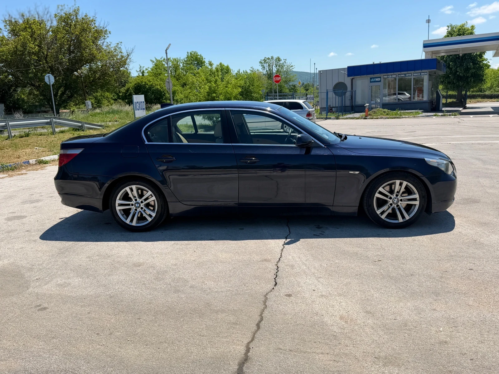 BMW 530, снимка 4 - Автомобили и джипове - 54594958