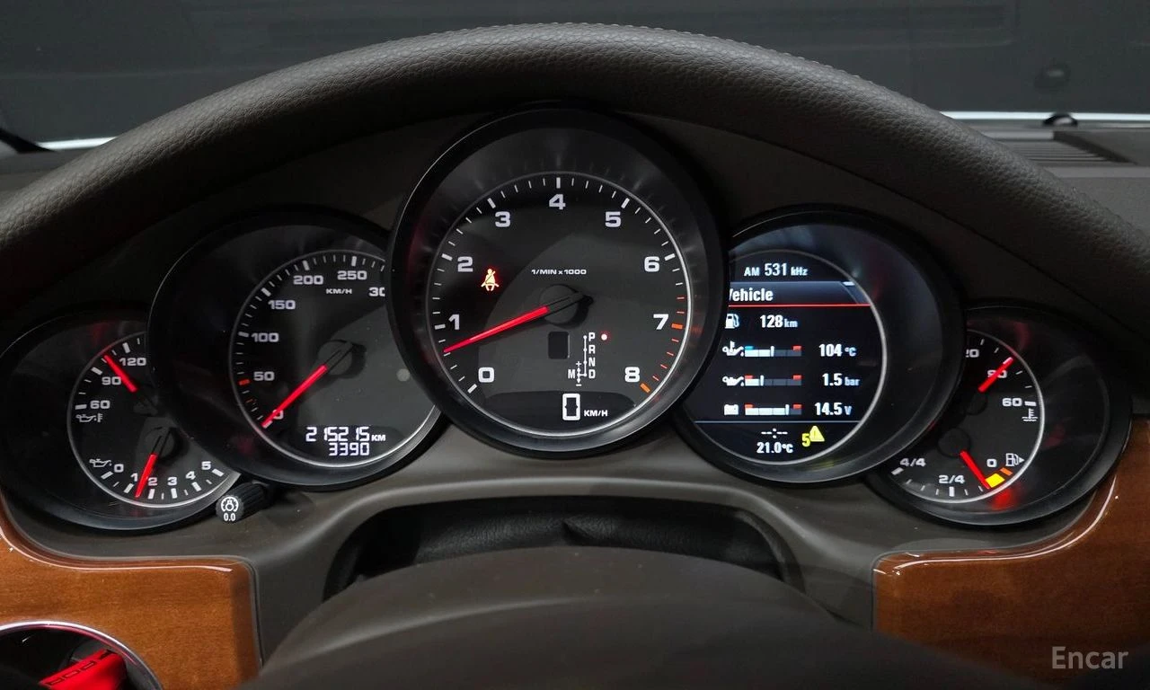 Porsche Panamera 3.6 FACE* ПОДГРЕВ* ОБДУХВАНЕ* КАМЕРА* КРАЙНА ЦЕНА*, снимка 11 - Автомобили и джипове - 54827831