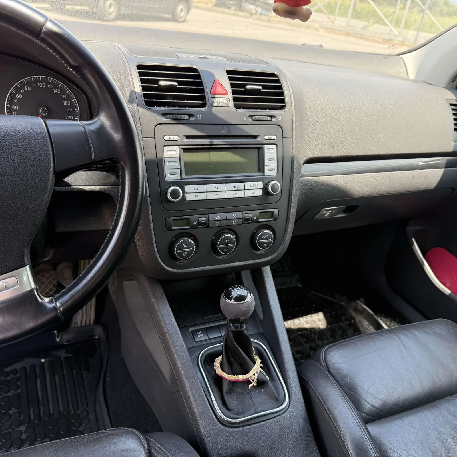 VW Golf, снимка 4 - Автомобили и джипове - 54867178