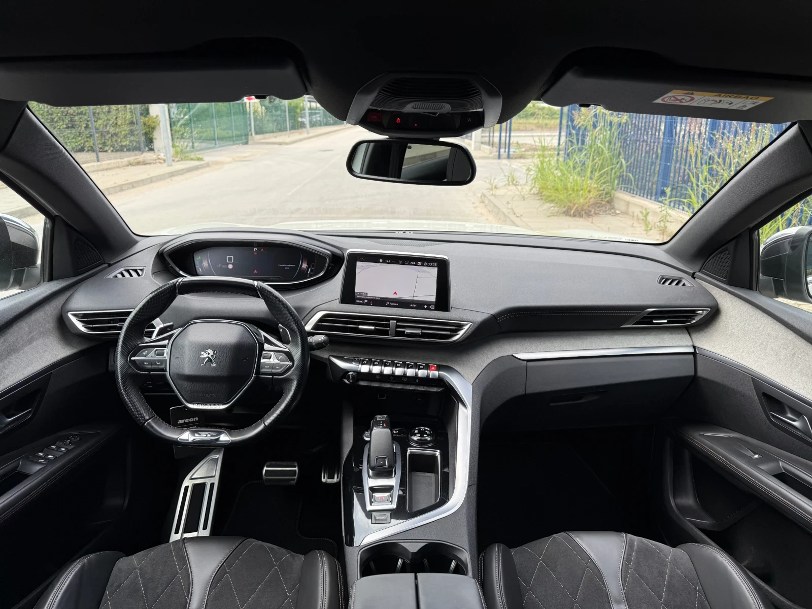 Peugeot 3008 2.0BlueHDI 180к.с EAT8/GT-LINE/FULL-LED/DISTRONIC/, снимка 9 - Автомобили и джипове - 54884266
