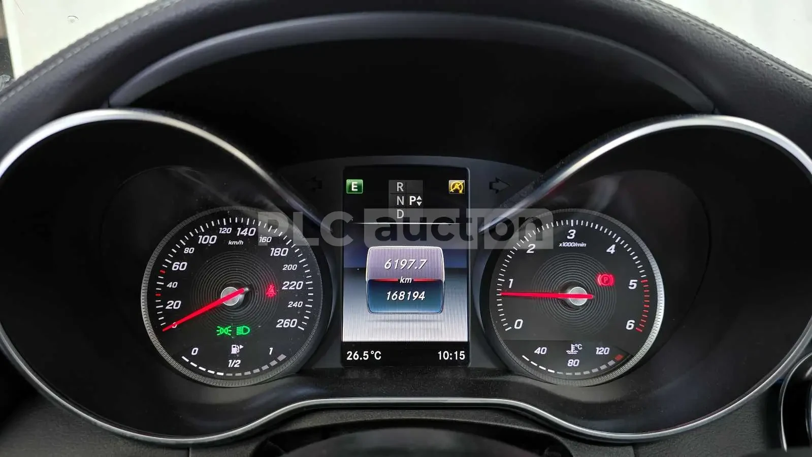 Mercedes-Benz C 250 4MATIC AMG63S PACK/HEAD UP/360/PANO, снимка 7 - Автомобили и джипове - 55089197