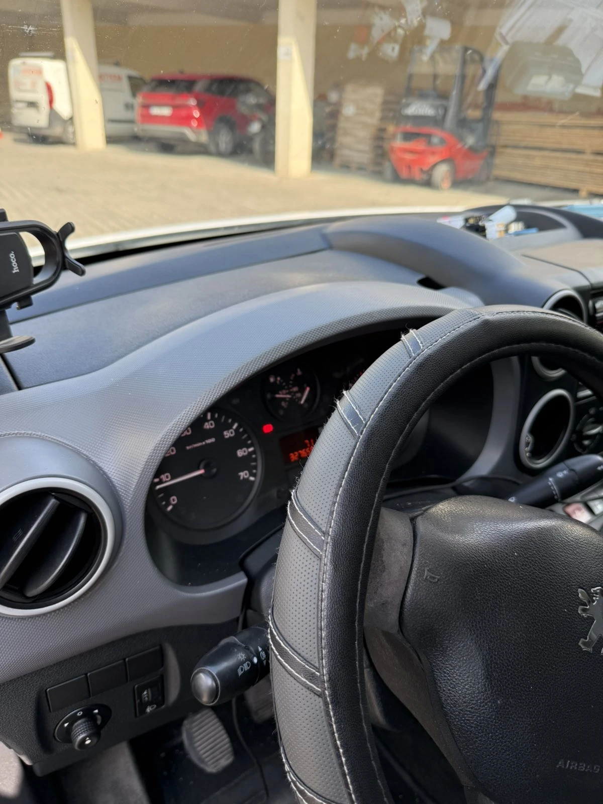 Peugeot Partner L1, снимка 6 - Автомобили и джипове - 55263304