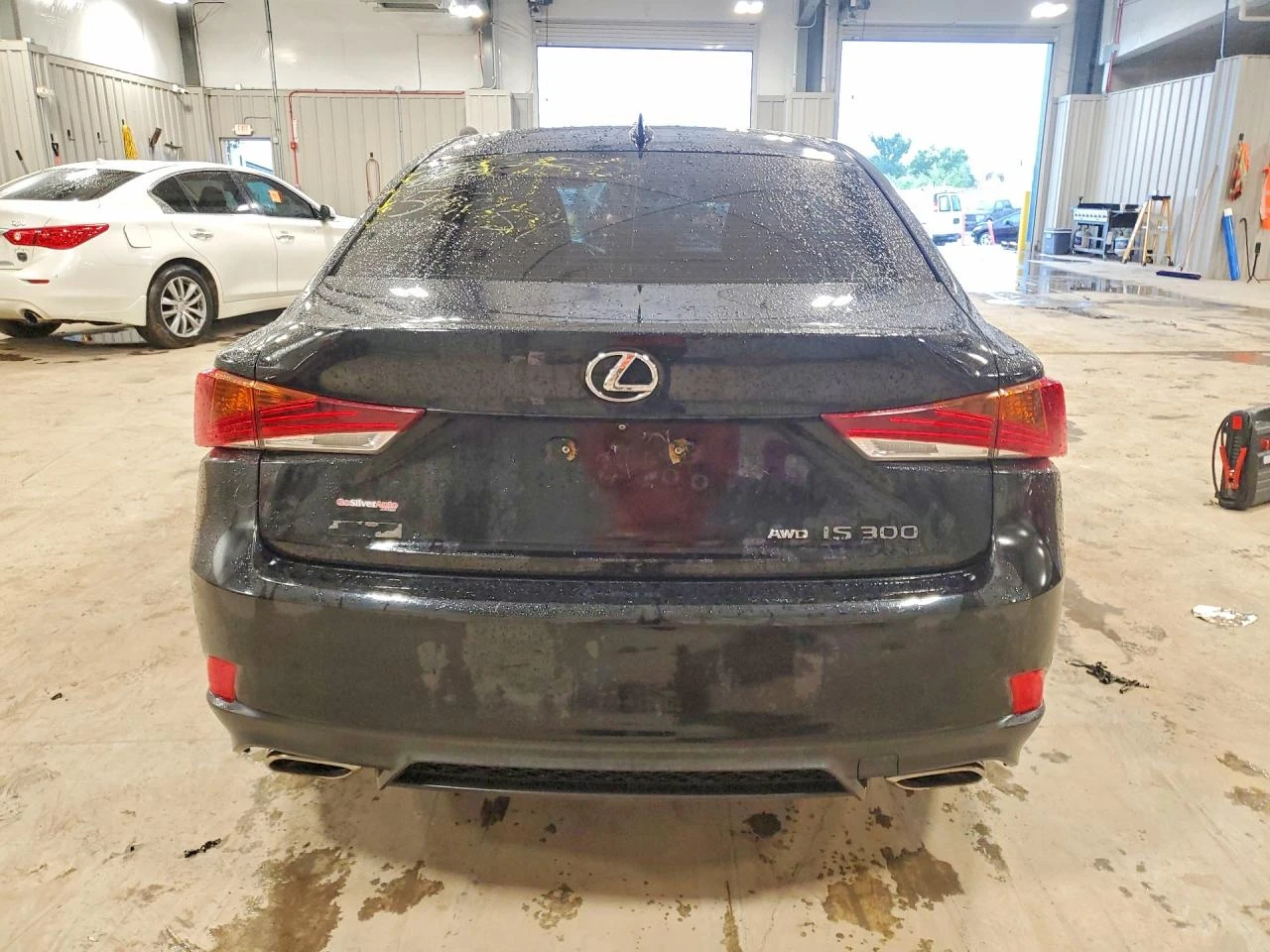 Lexus IS 300 3.5l, снимка 6 - Автомобили и джипове - 56060097