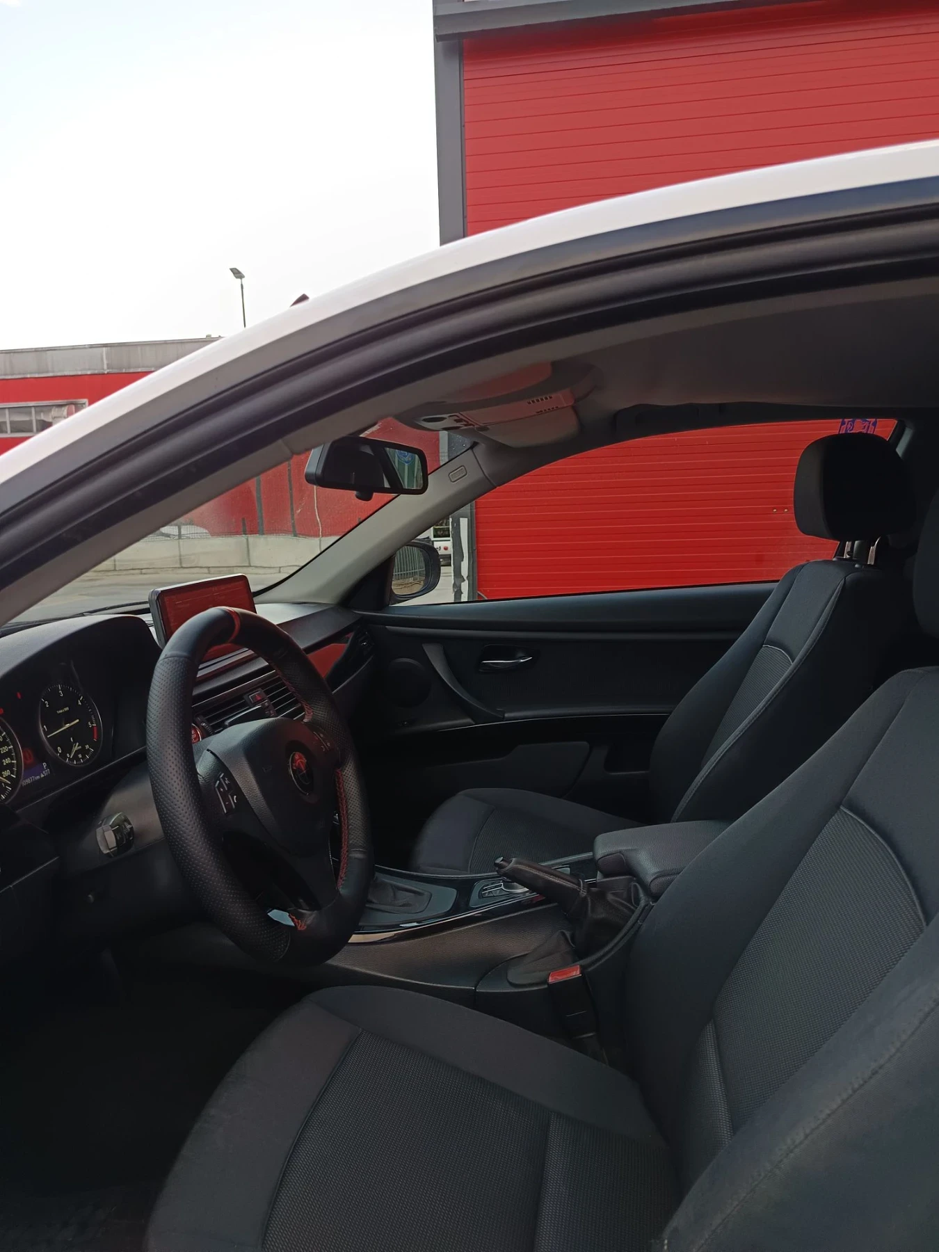 BMW 320 xDrive, снимка 8 - Автомобили и джипове - 56225590