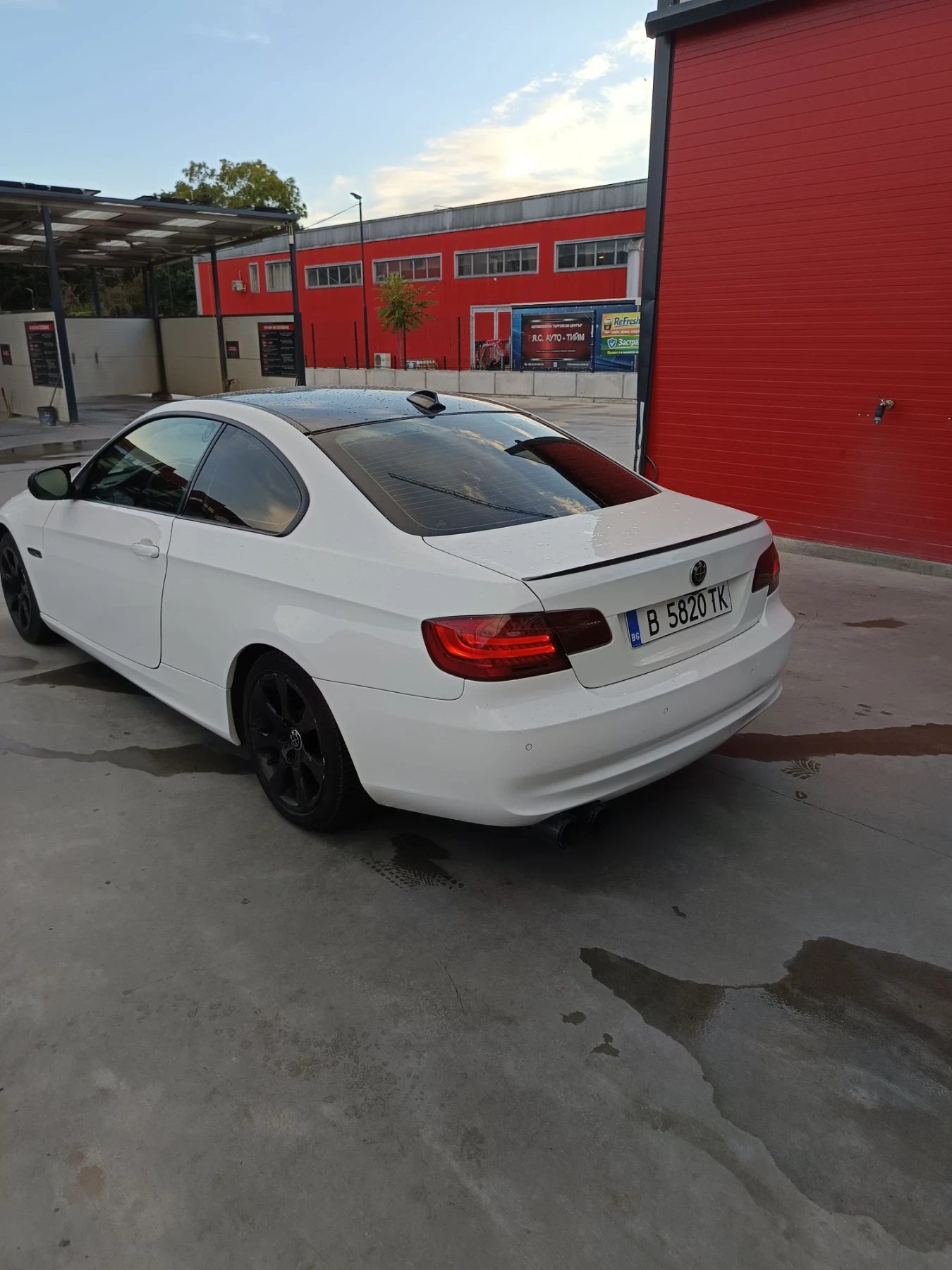 BMW 320 xDrive, снимка 3 - Автомобили и джипове - 56225590