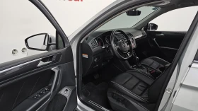 VW Tiguan 2.0 TDI* BLIND SPOT* ЕЛ. БАГАЖНИК* КРАЙНА ЦЕНА, снимка 10