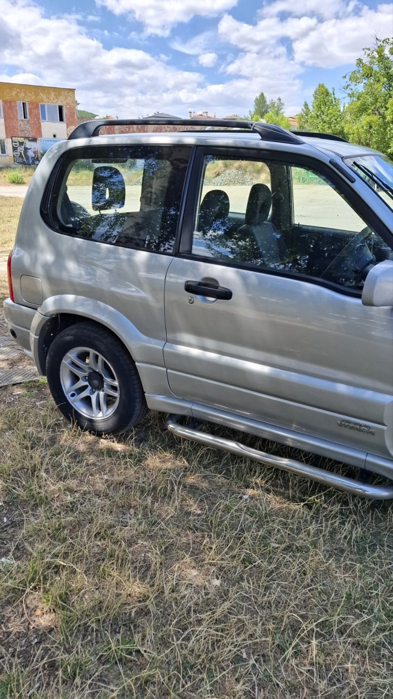 Suzuki Grand vitara 1.6 , снимка 3 - Автомобили и джипове - 47052885