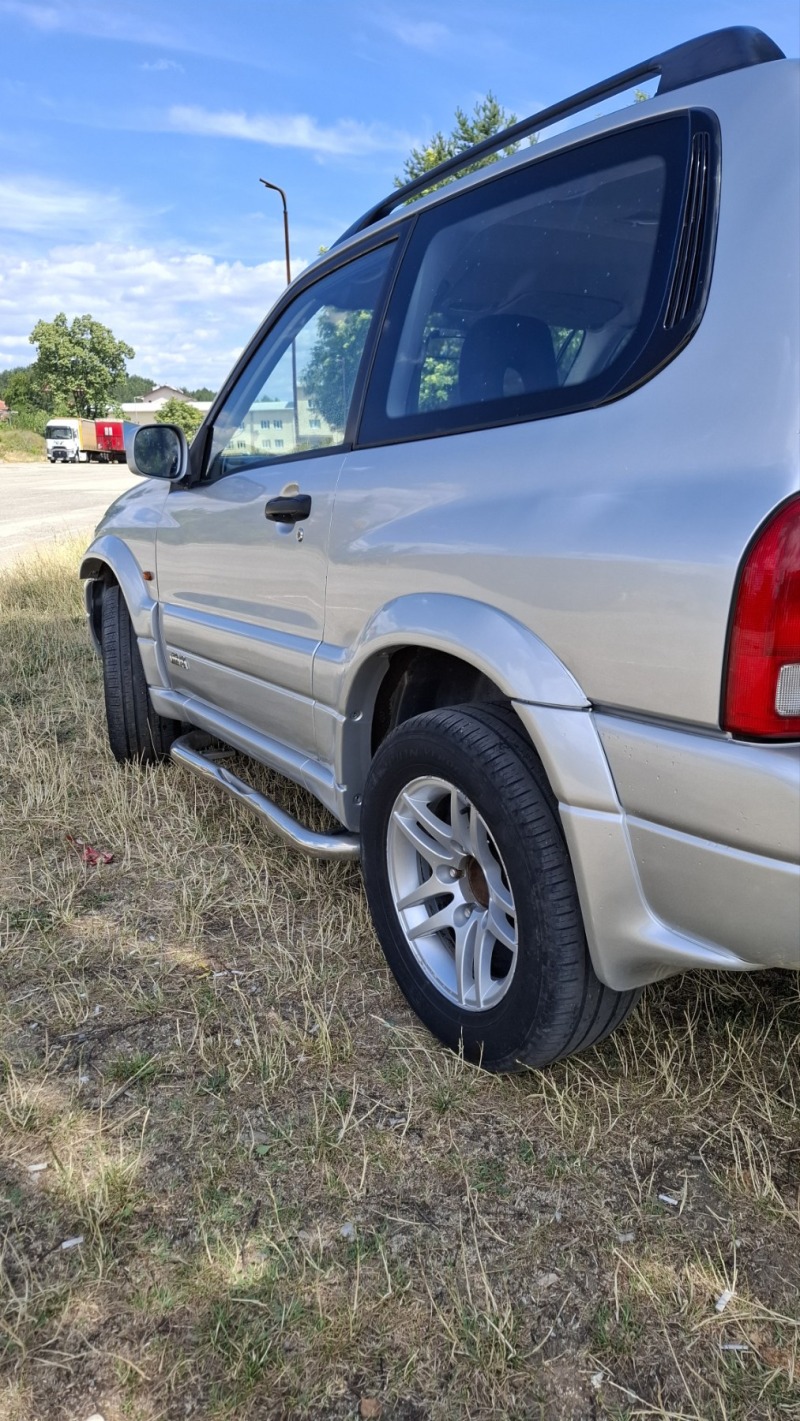 Suzuki Grand vitara 1.6 , снимка 4 - Автомобили и джипове - 47052885