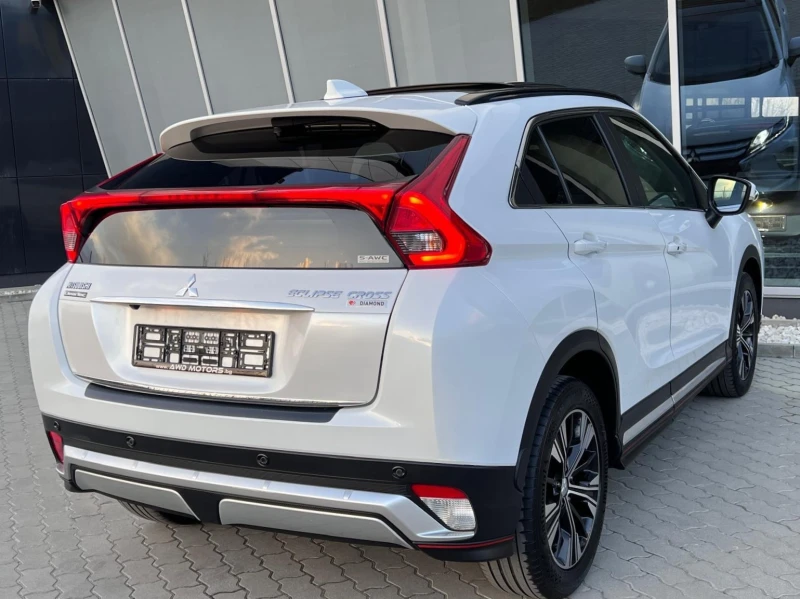 Mitsubishi Eclipse Cross 1.5Т DIAMOND 4x4 Дистроник Панорама Keyless Кам36, снимка 4 - Автомобили и джипове - 49592988