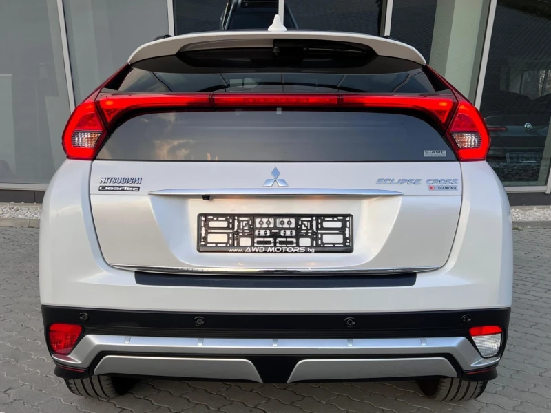 Mitsubishi Eclipse Cross 1.5Т DIAMOND 4x4 Дистроник Панорама Keyless Кам36, снимка 5 - Автомобили и джипове - 49592988