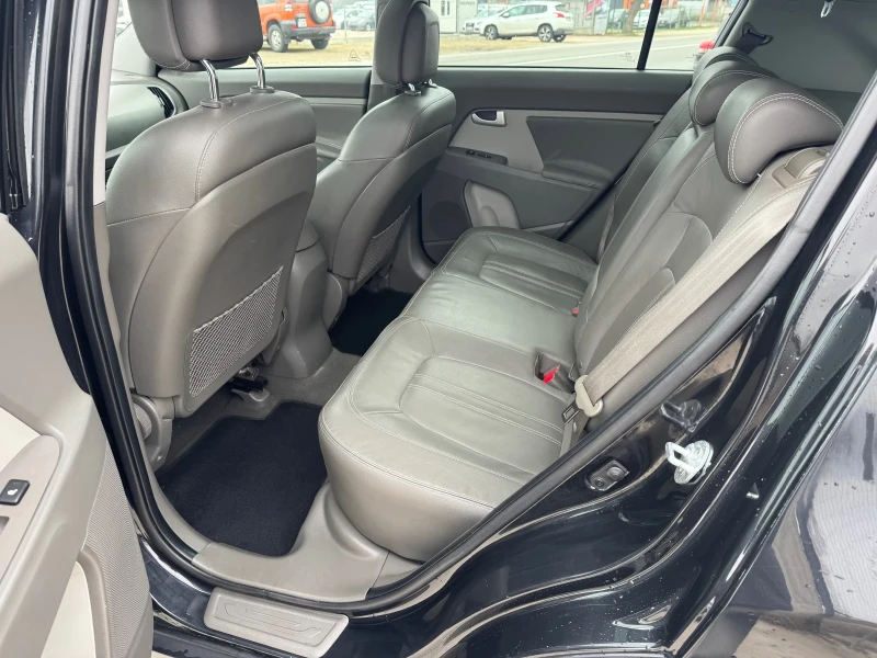 Kia Sportage 2.0 CRDI 184 4x4 Avtomatik , pano, снимка 14 - Автомобили и джипове - 52856352
