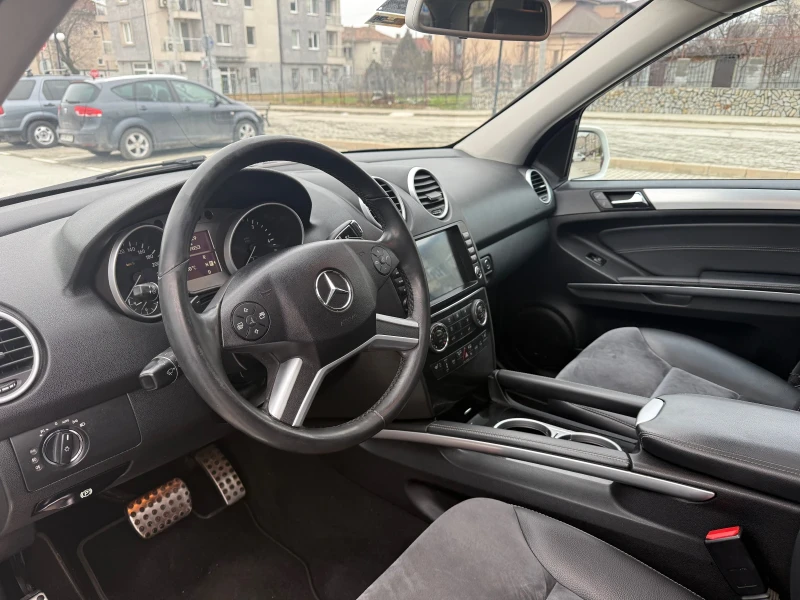 Mercedes-Benz ML 350 AMG* 4MATIC / ЛИЗИНГ, снимка 12 - Автомобили и джипове - 53447410