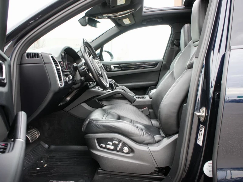 Porsche Cayenne S AWD* Premium Plus* АвтоКредит * (ЦЕНА ДО БГ), снимка 10 - Автомобили и джипове - 53457912