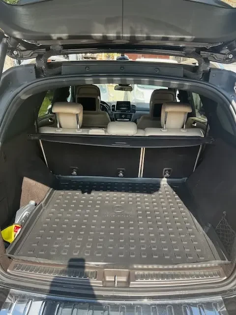 Mercedes-Benz GLE 400 3.0 4MATIC * LED* PANO* AMG* MASSAGE* DVD* 9G- Tro, снимка 15 - Автомобили и джипове - 52321690