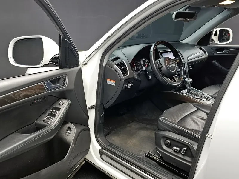 Audi Q5 3.0 TDI Quattro, снимка 10 - Автомобили и джипове - 55130934