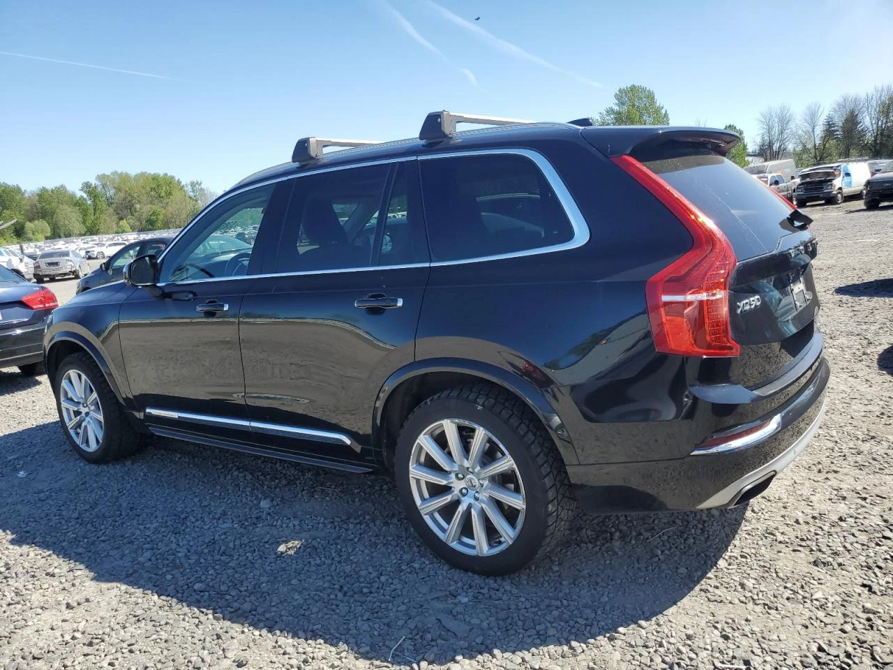 Volvo Xc90 T6 KEYLESS* ПОДГРЕВ* ПАНО* LANE ASSIST* LED - изображение 4
