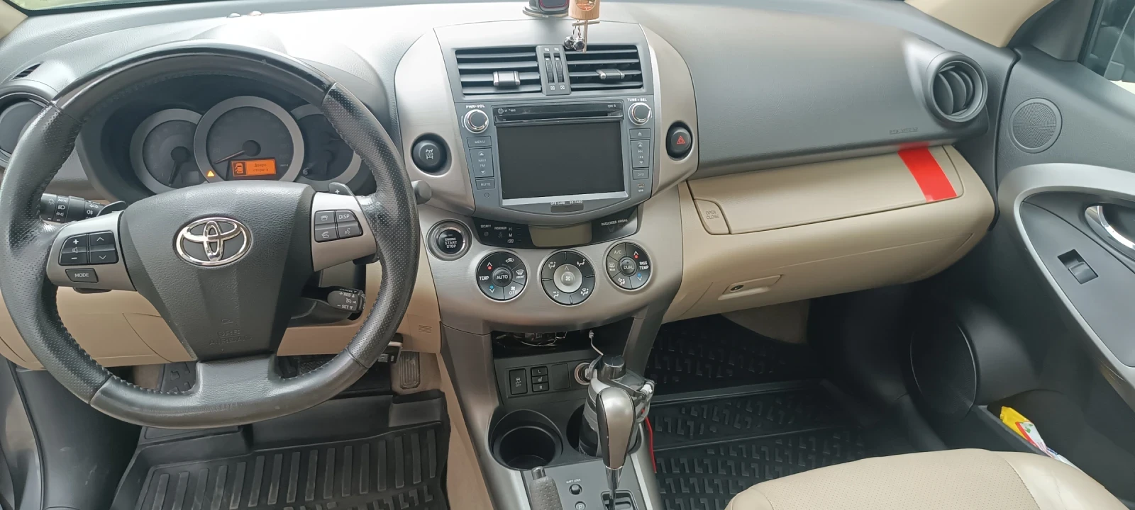 Toyota Rav4  - изображение 8