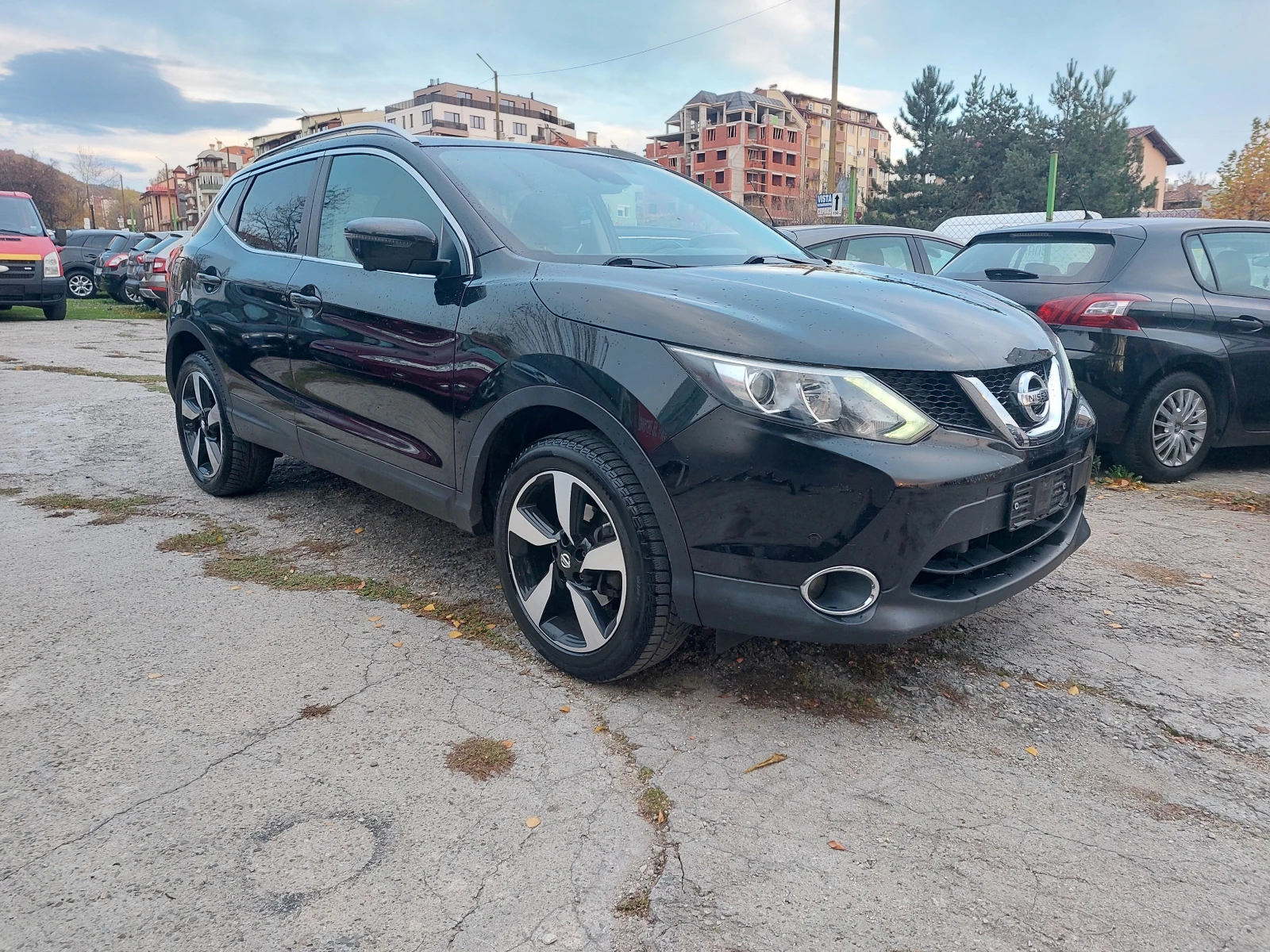 Nissan Qashqai 1.6DCI* TEKNA* 36м. х 590лв.*  - изображение 6