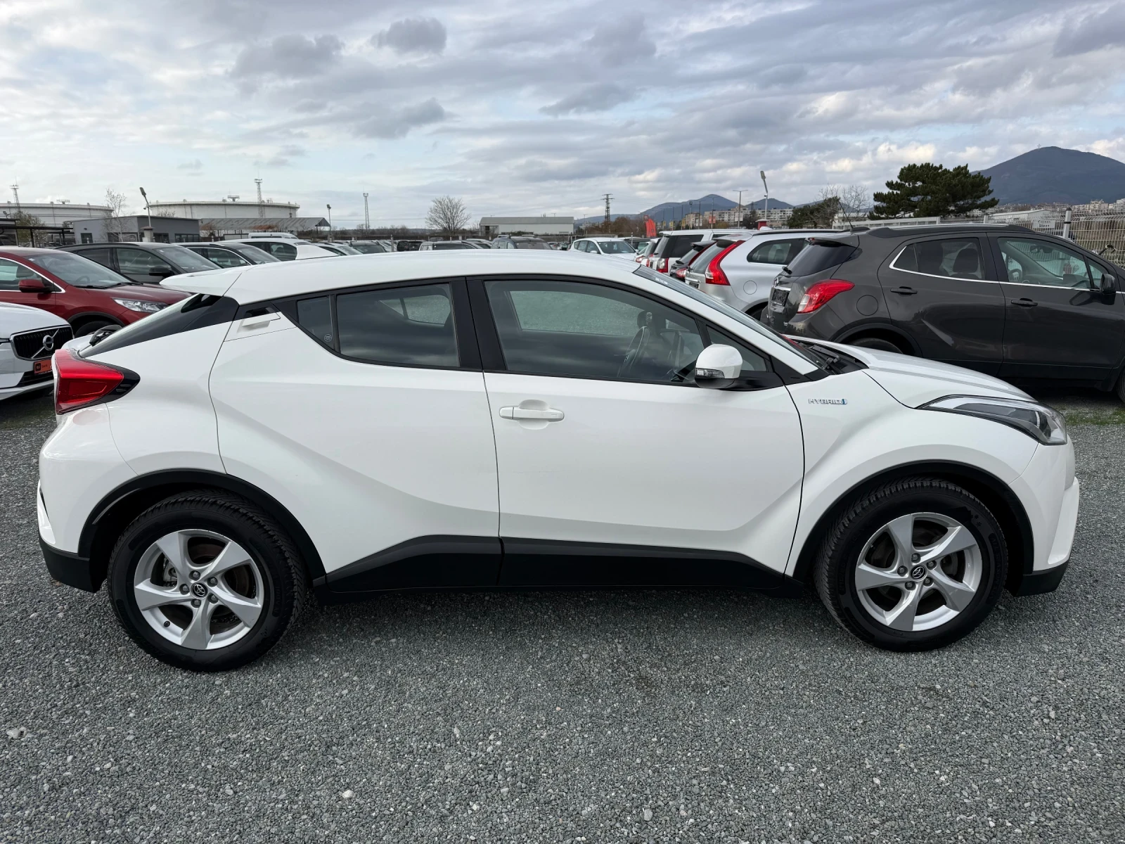 Toyota C-HR (KATO )^() | Mobile.bg   4