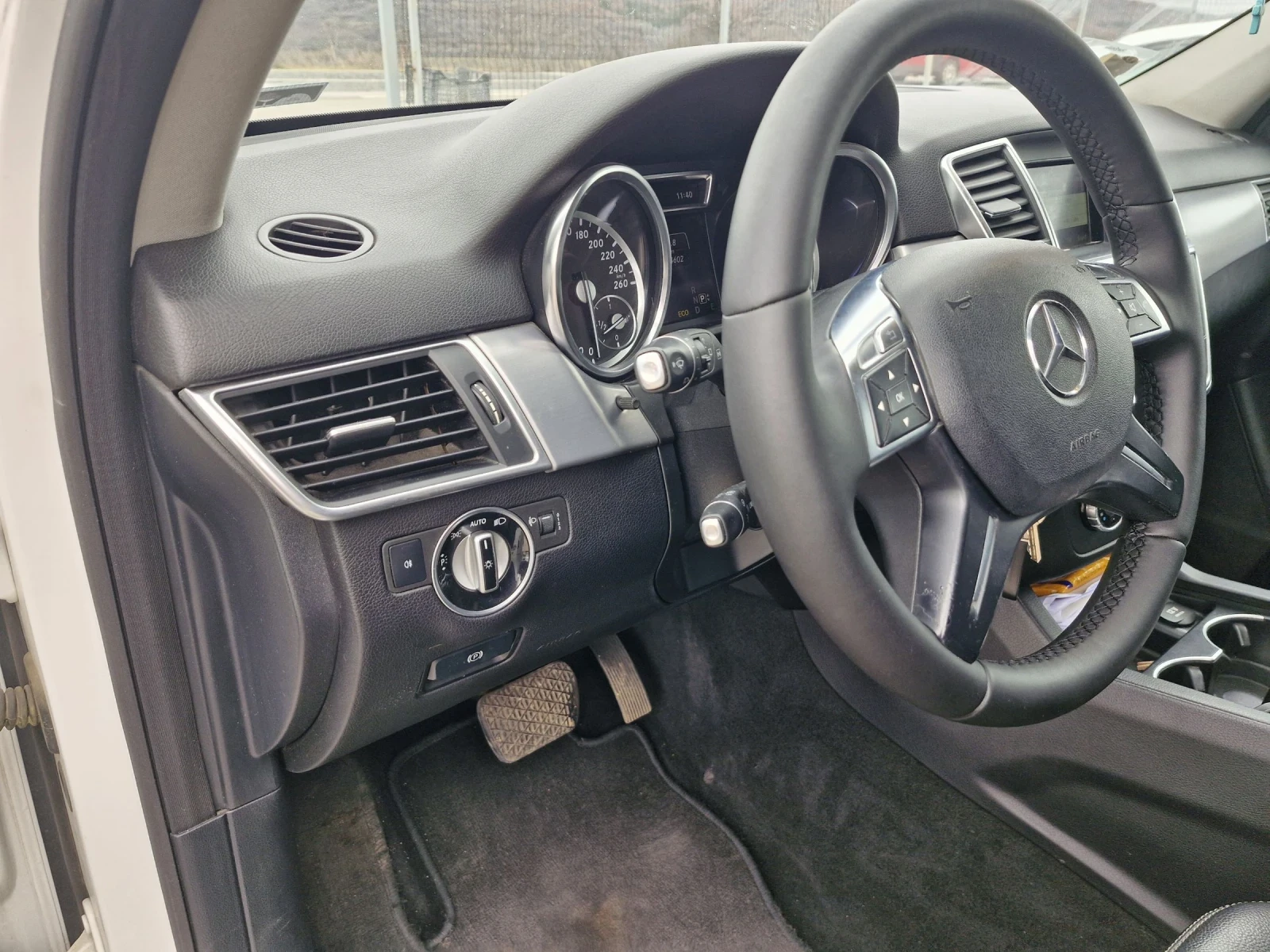 Mercedes-Benz ML 250, снимка 12 - Автомобили и джипове - 53742548