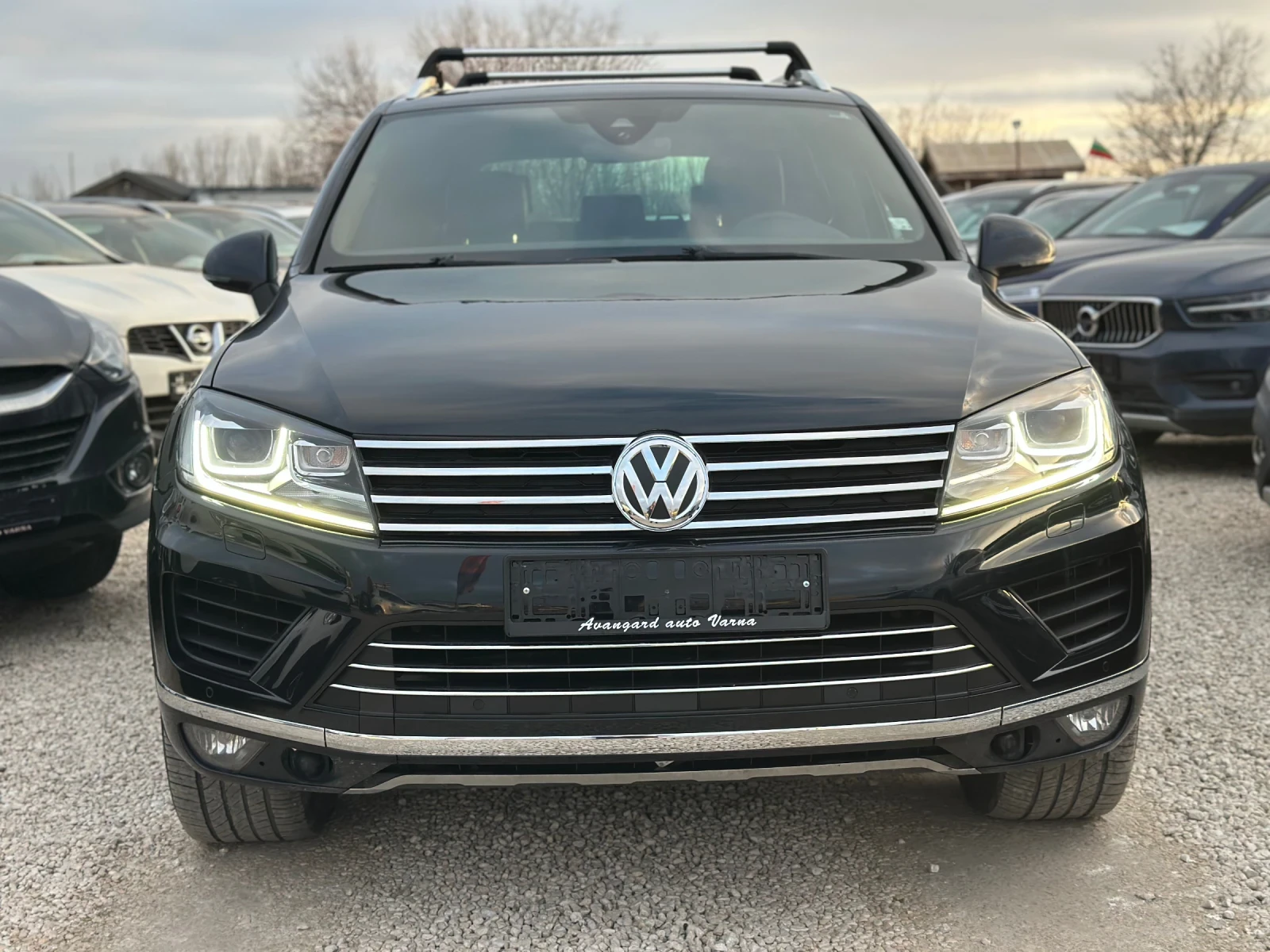 VW Touareg Facelift 3.6V6, снимка 2 - Автомобили и джипове - 53804719