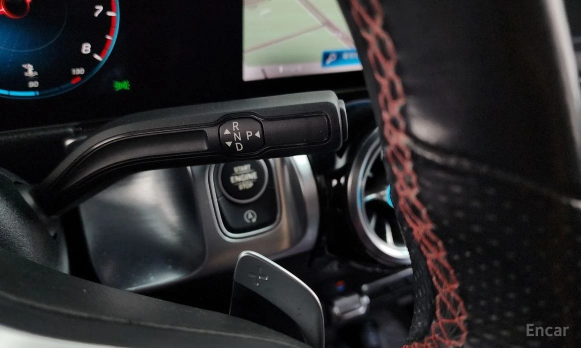 Mercedes-Benz GLB, снимка 9 - Автомобили и джипове - 53884310