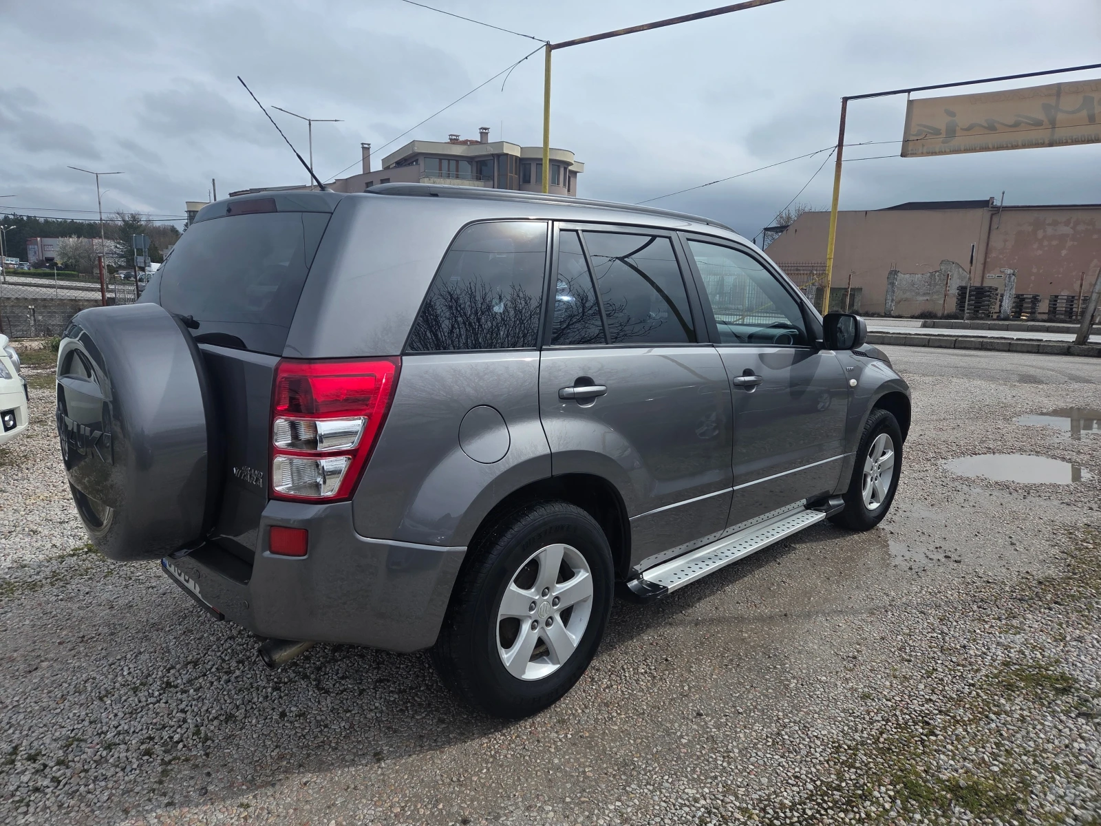 Suzuki Grand vitara 1.9 D 4x4, снимка 4 - Автомобили и джипове - 54017015