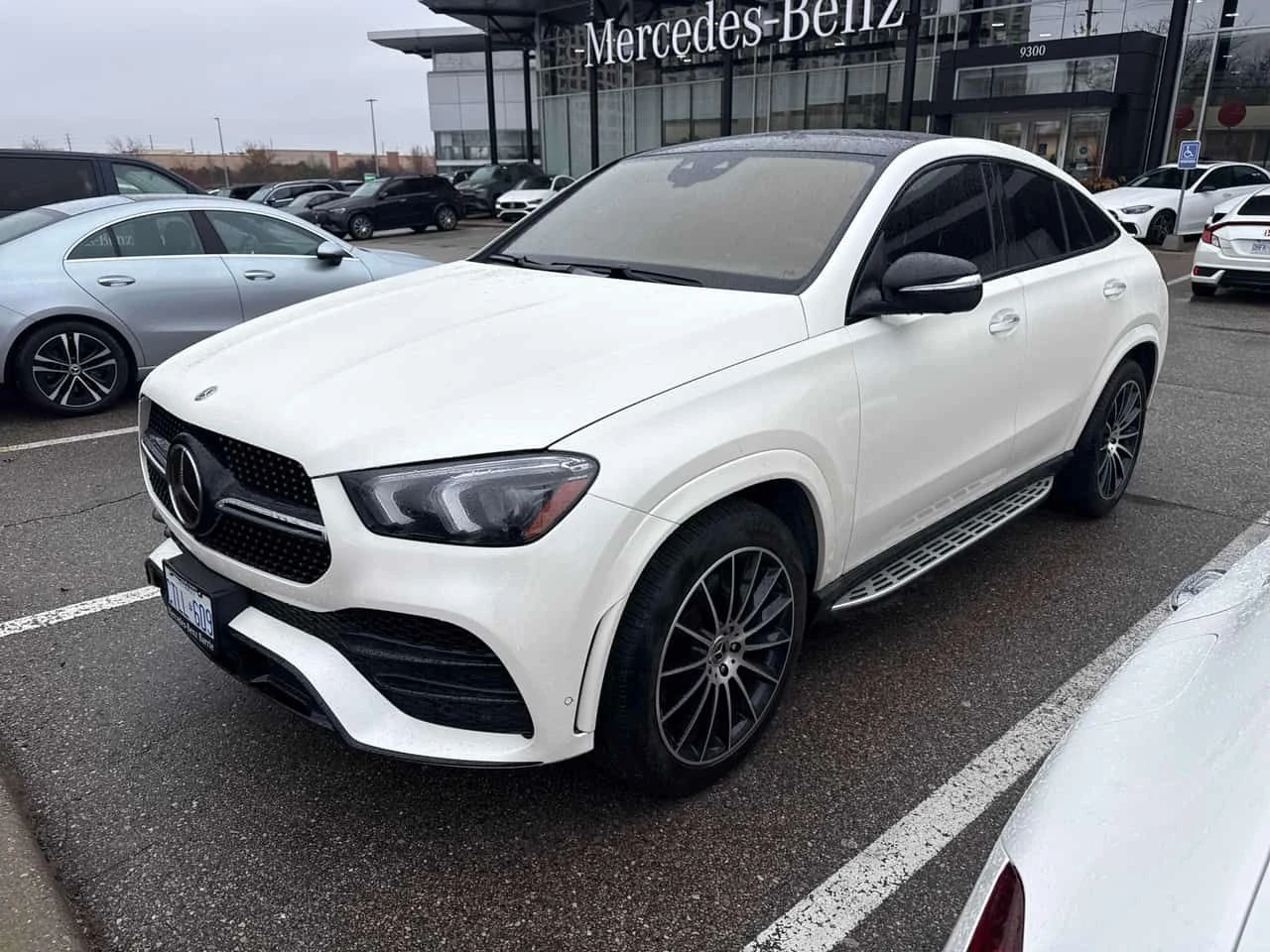 Mercedes-Benz GLE 450 4MATIC * ДИСТРОНИК* 360 КАМЕРА* BURMASTER* AMBIENT, снимка 3 - Автомобили и джипове - 54075134
