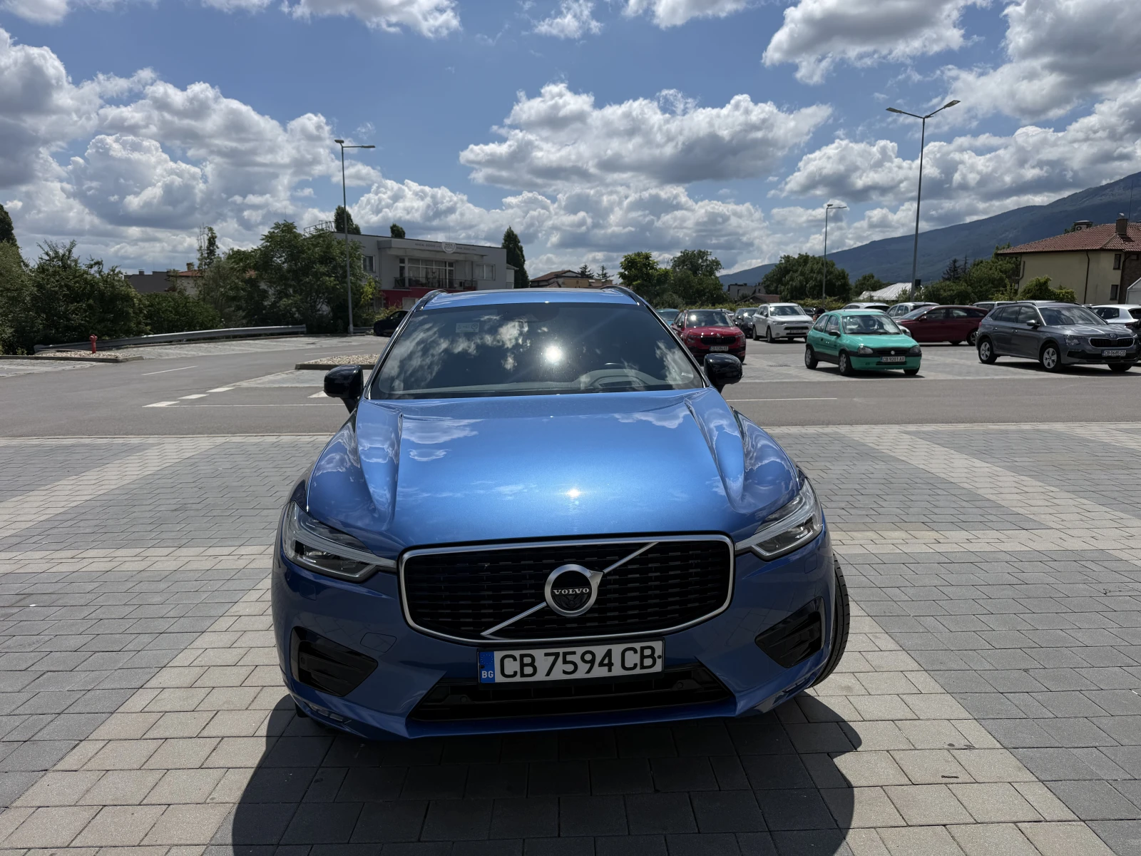 Volvo XC60 R-Design, снимка 15 - Автомобили и джипове - 55418649